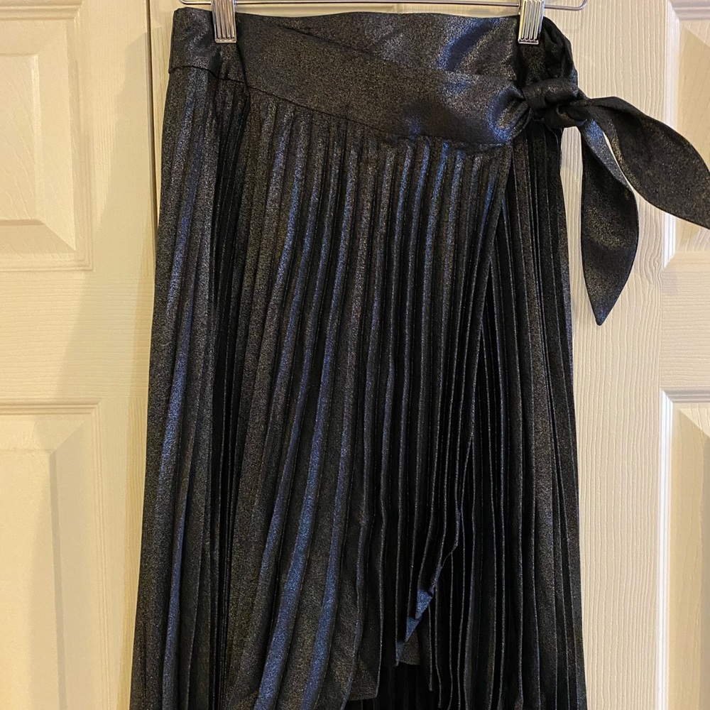 WHBM midi pleated metallic skirt